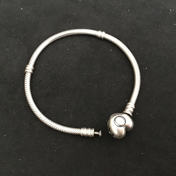 Pandora bracelet - Picture 1 of 3